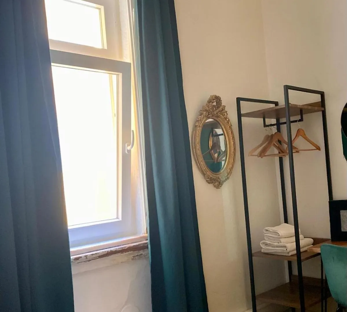 Lisbon Chillout Hostel Privates 0*,